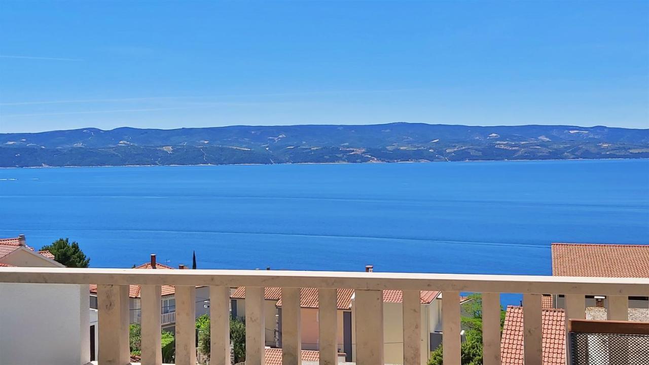 Apartments Nemira Omiš Екстериор снимка