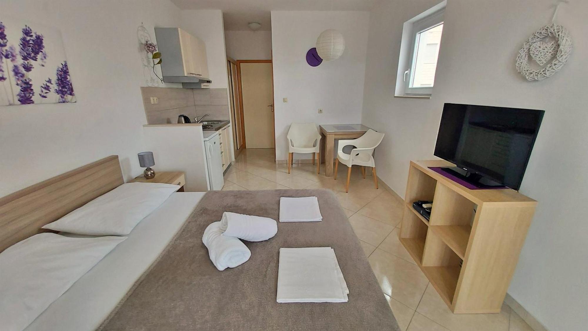 Apartments Nemira Omiš Стая снимка