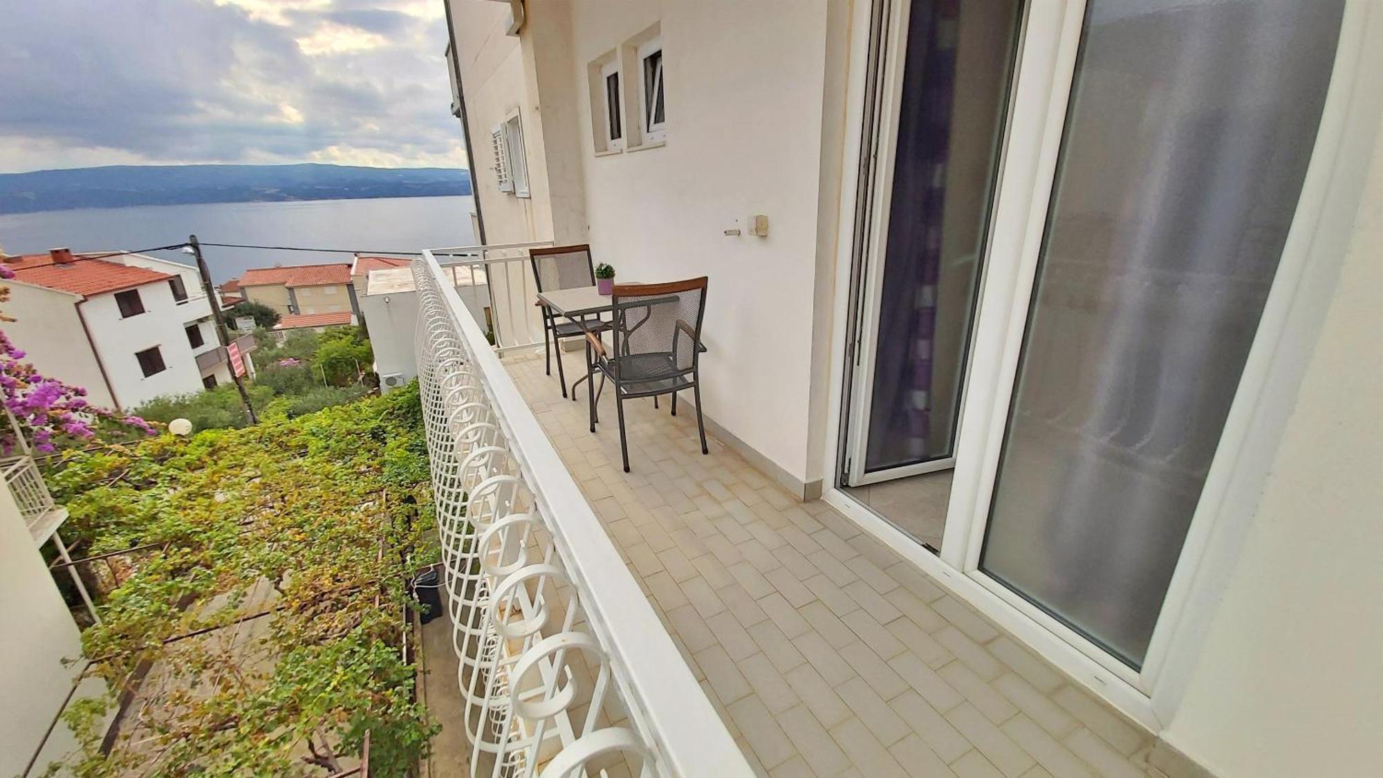 Apartments Nemira Omiš Стая снимка