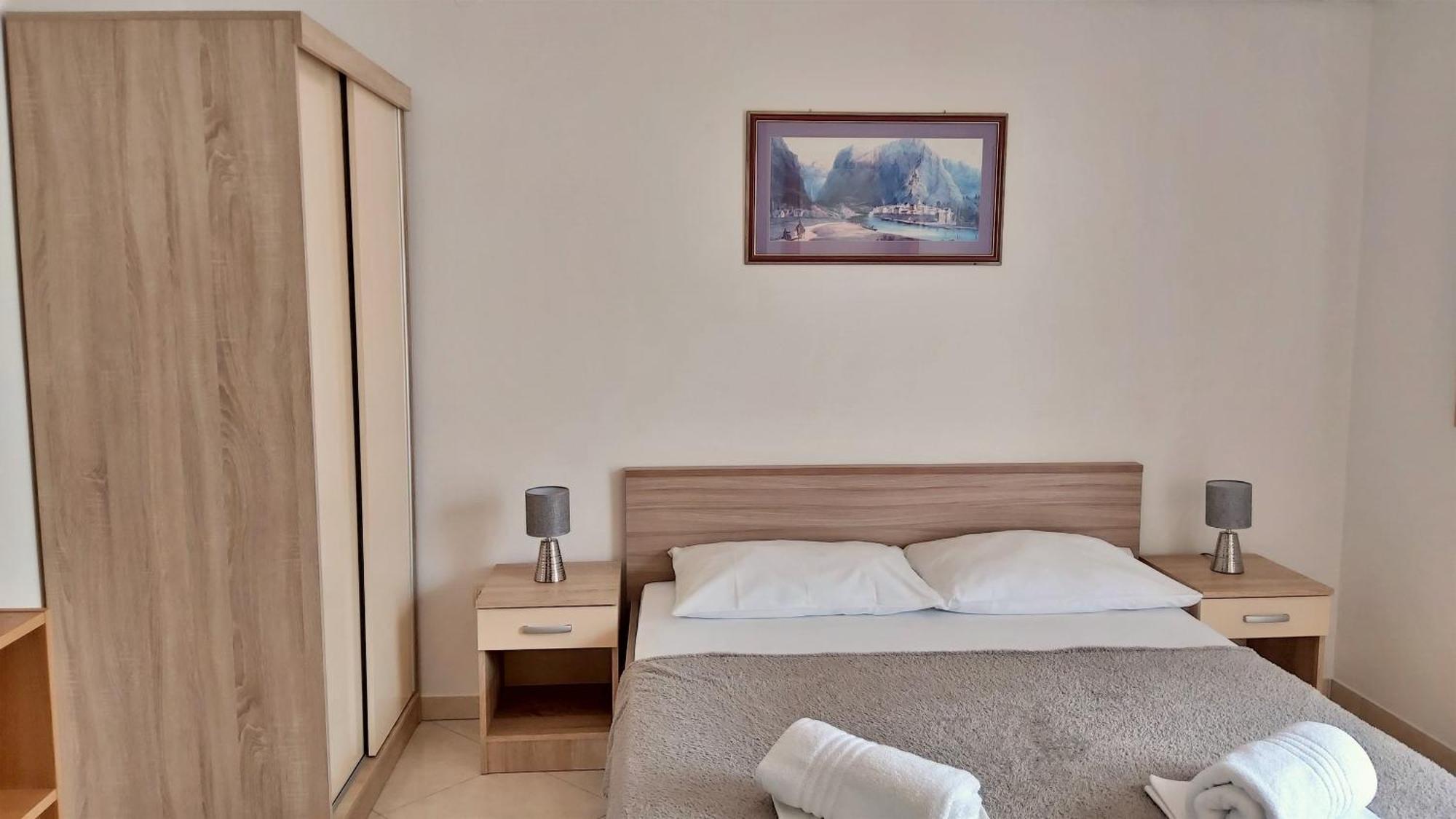 Apartments Nemira Omiš Екстериор снимка