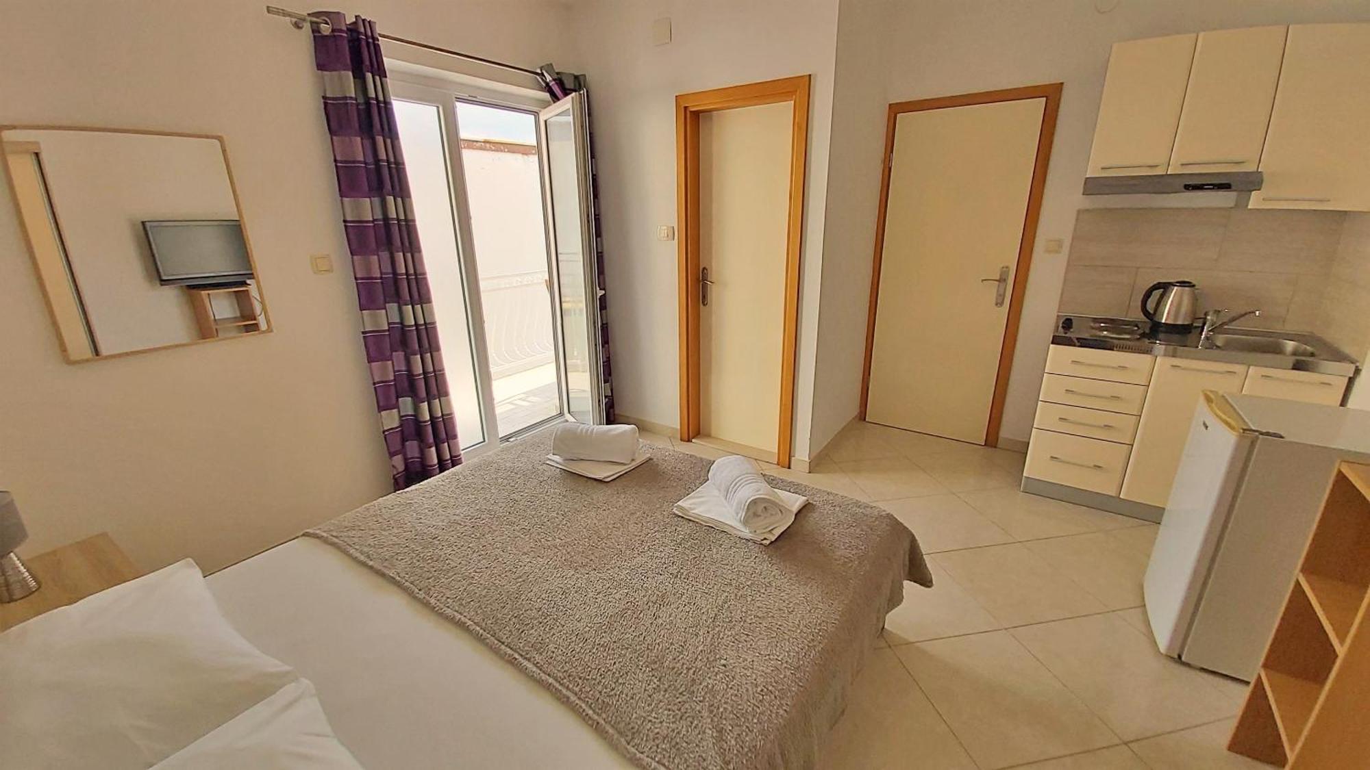 Apartments Nemira Omiš Стая снимка