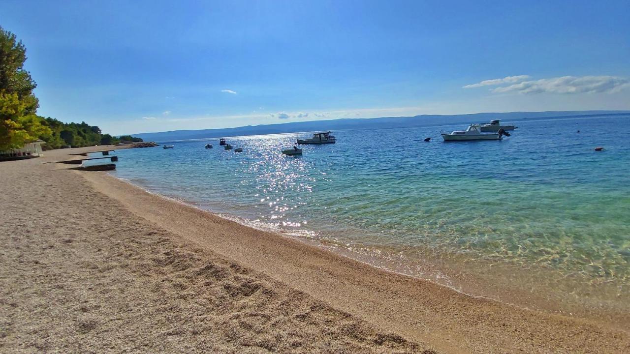 Apartments Nemira Omiš Екстериор снимка